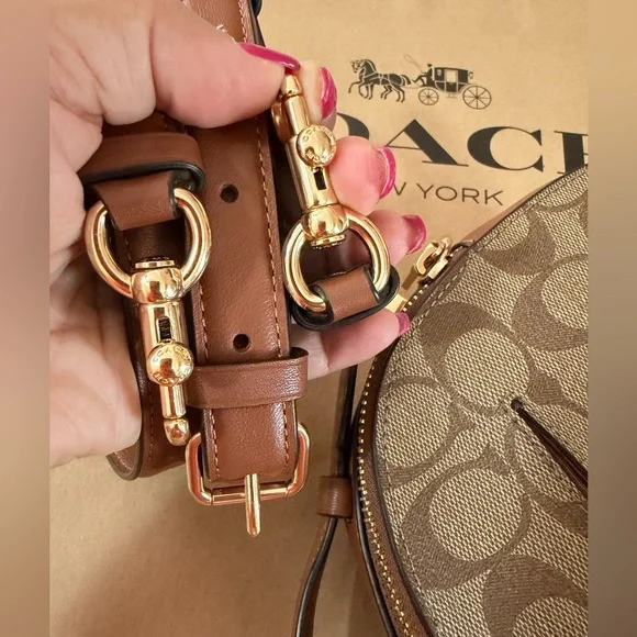 Coach Serena Satchel In Signature Canvas With Stripe. - Picture 12 of 16